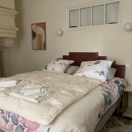 Krystina De Charme Hébergement de vacances Saint-Loup-Lamaire