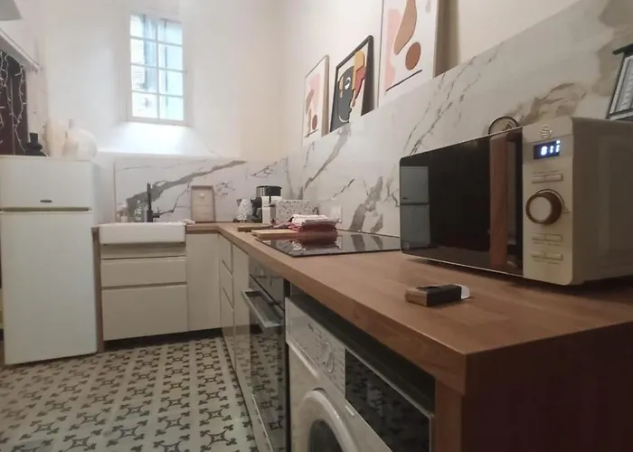 Krystina De Charme Saint-Loup-Lamaire