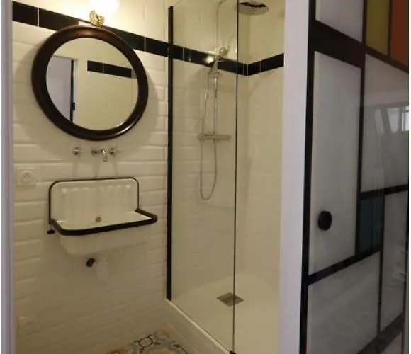 Krystina De Charme Saint-Loup-Lamaire