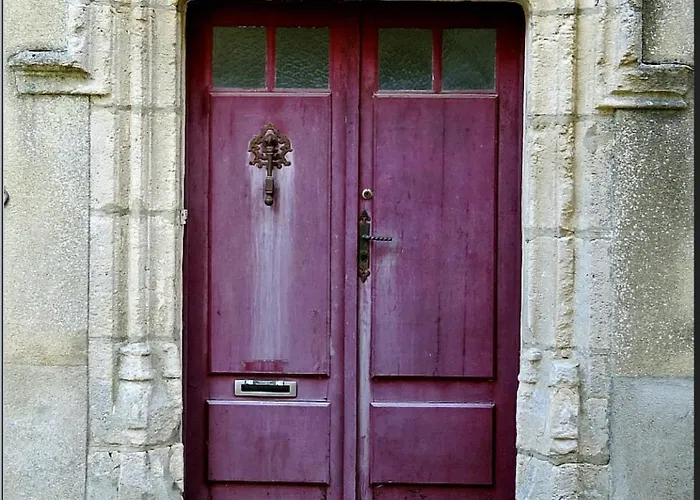 Krystina De Charme Saint-Loup-Lamaire